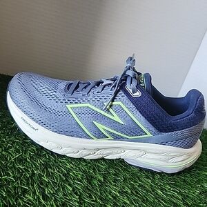 New Balance Women's Blue Running Shoes
